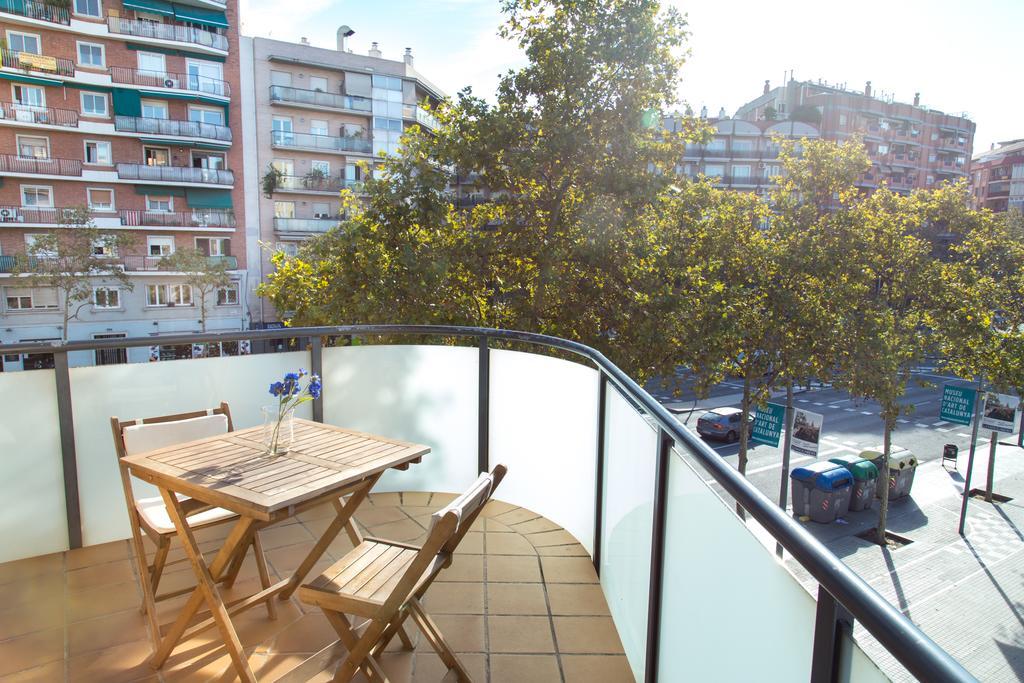 New & Sunny Apartment Barcelona Exteriör bild