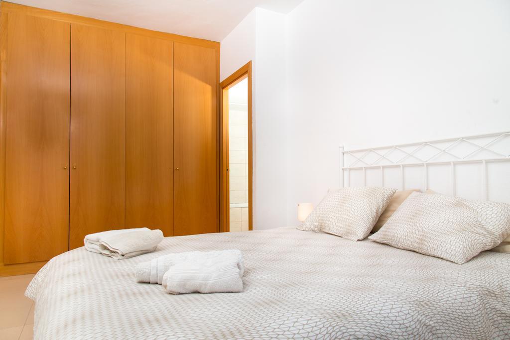 New & Sunny Apartment Barcelona Exteriör bild